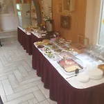Rabe Haus Retzi Rabe Gasthof 3*