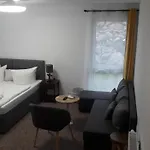 Rabe Haus Retzi Rabe غرفسمولن