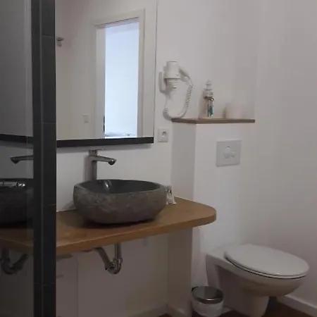 Rabe Haus Retzi Rabe Гостевой дом