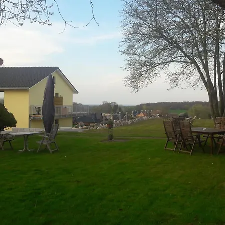 Rabe Haus Retzi Rabe 3* غرفسمولن